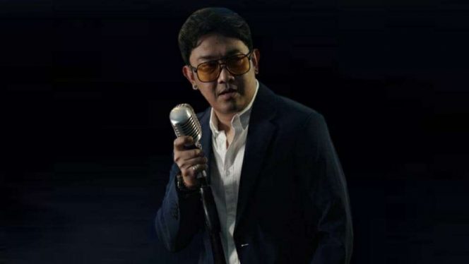 
 Penyanyi Dudy Oris saat proses syuting video klib single terbaru berjudul 'Aku Menunggumu'. (Dudy for BacaMalang)
