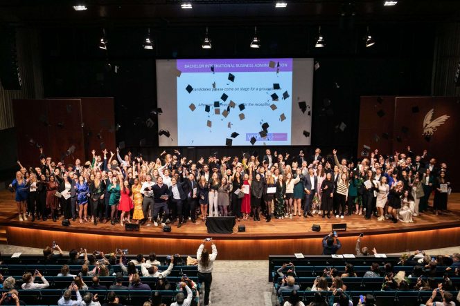 
 Kelvin Surya Abdi Wijaya, saat tengah wisuda S-2 di Universiteit Amsterdam (VU) Belanda. (Yan)