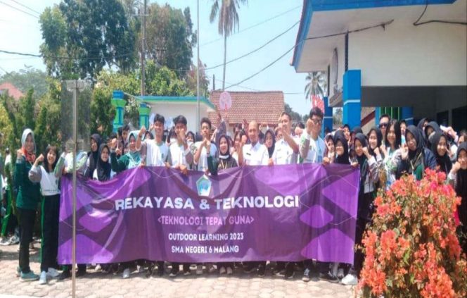 
 Kunjungan rombongan SMAN 6 Malang ke Stasiun BMKG Karangkates. (Dok BMKG Karangkates)