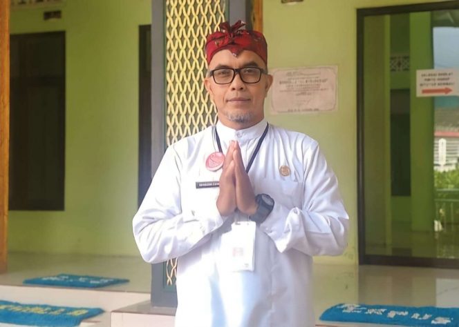 
 Drs sihabudin zuhri MP.d Guru /Humas SMPN 2 Sumberpucung Kabupaten Malang.(ist)