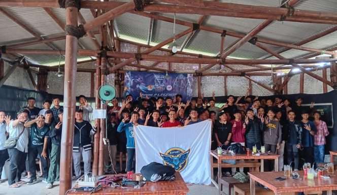 
 Warung Geprek'e Pusat Kepanjen Dukung Penuh Turnamen E-Sport Mobile Legend. (ist) 
