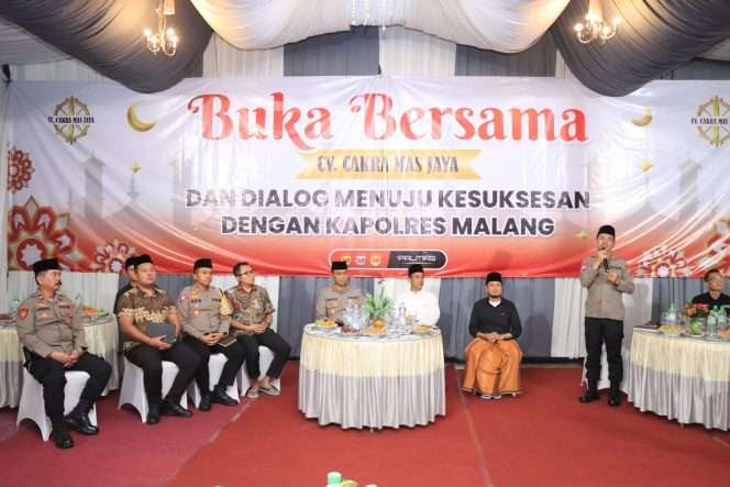 
 Kegiatan buka bersama CV Cakra Mas Jaya dan dialog menuju kesuksesan dengan Kapolres Malang. (ist) 