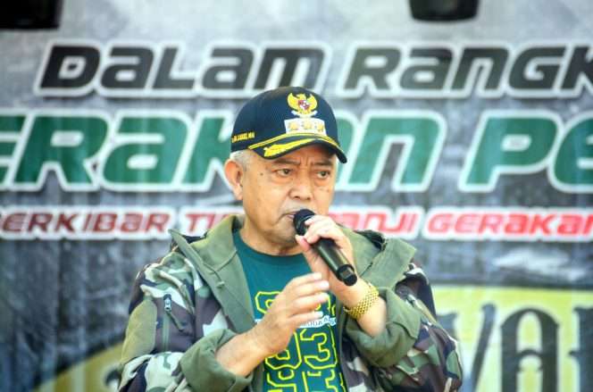 
 Bupati Malang HM Sanusi saat menyampaikan sambutan di Harlah GP Ansor ke-90 di Pantai Balekambang. (ist)