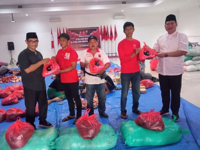 
 DPC PDI Perjuangan Kabupaten Malang menyembelih tujuh ekor hewan kurban pada Hari Raya Idul Adha tahun ini. (ist)
