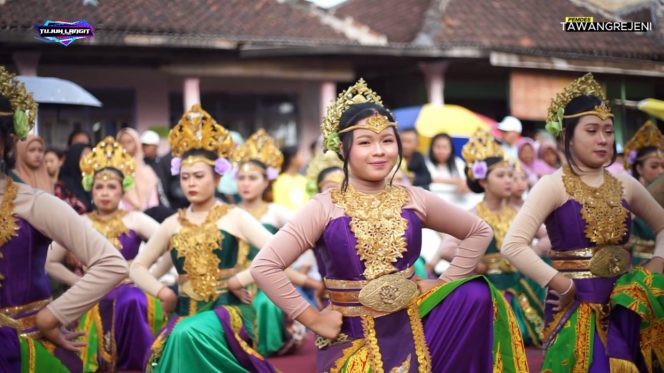 
 Salah satu grup yang tampil di karnaval Desa Tawangrejeni Turen. (Dok Tawangrejeni)