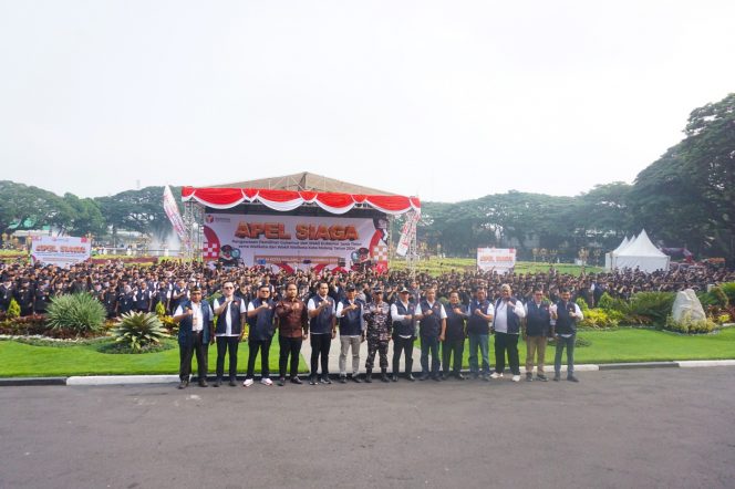 
 Apel Siaga Pilkada Serentak 2024 Bawaslu Kota Malang di Balai Kota Malang, Sabtu (23/11/2024). (Nedi Putra AW)