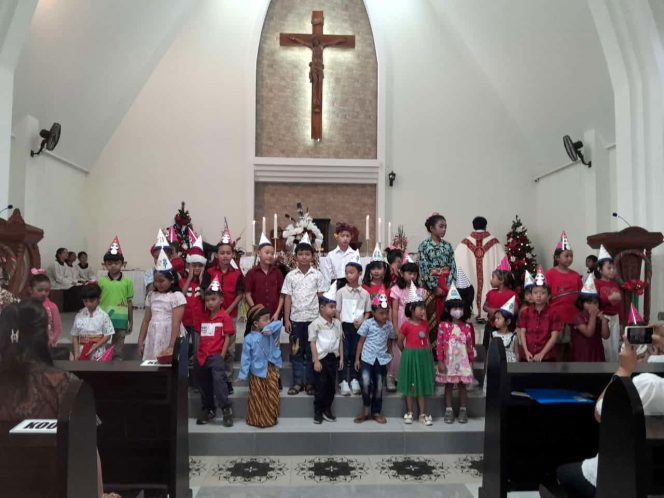 
 Misa Natal pada Rabu (25/12/2024), yang dilanjutkan dengan Pesta Natal Anak di Gereja ST. Thomas Aquinas ITN Malang. (ist)