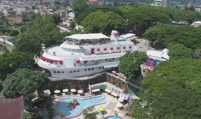 
 Kapal Rooftop Cafe menawarkan tema “Rasa Ramadan