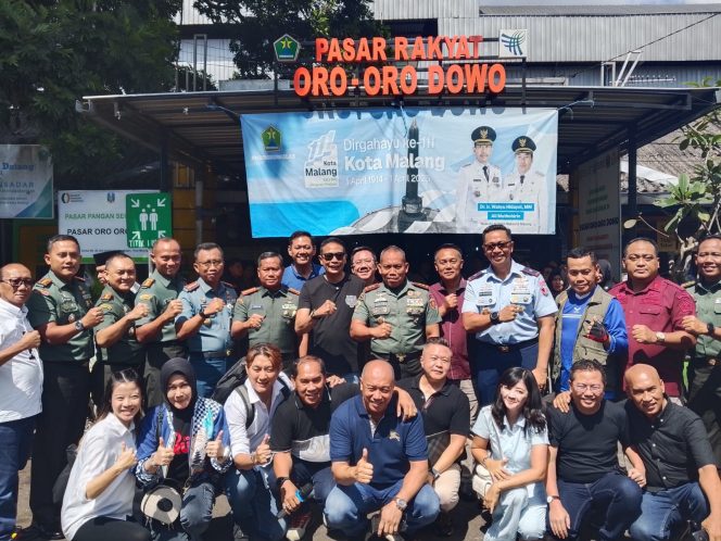 
 Agenda kulineran di Pasar Oro-oro Dowo. (yog)