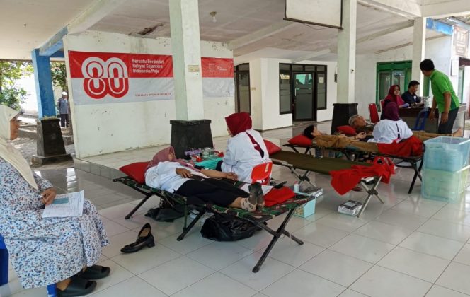 
 Masyarakat antusias mengikuti kegiatan donor darah.(Dok PMI Kabupaten Malang).