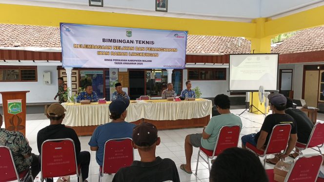
 Bimtek yang diadakan Satgas TMMD 126 bersama Dinas Perikanan Kabupaten Malang di Balai Desa Lebakharjo. (ist)