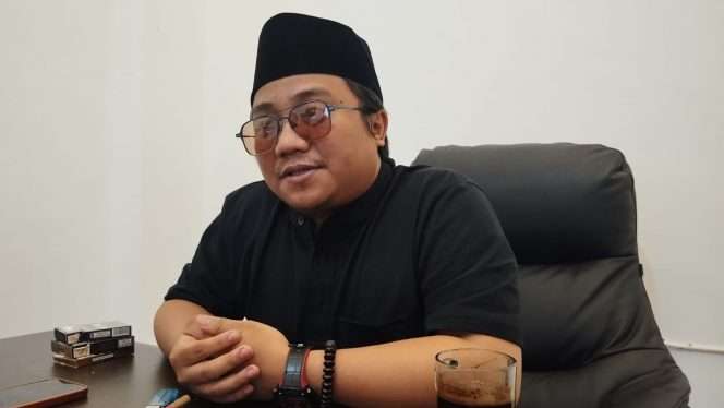 
 Gus Idris saat ditemui di GIO Coffe Pakisaji belum lama ini. (ist)