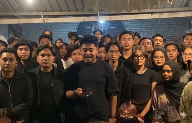 
 Aliansi Mahasiswa Resah Brawijaya (Amarah Brawijaya) mengeluarkan pernyataan sikap untuk menolak nota kesepahaman Presidium Aremania tentang laga Persebaya vs Arema FC di Kanjuruhan. (IG lpmkavling10)