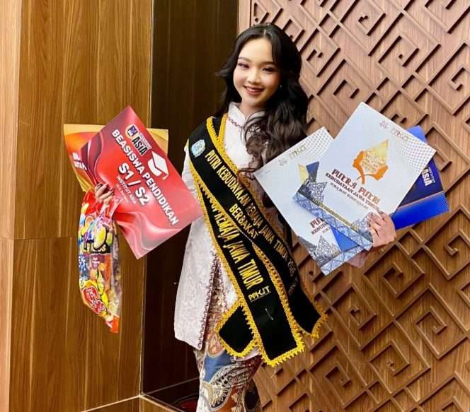 
 Qivellyn Zivanna Najwa Mahendra dinobatkan sebagai Putri Kebudayaan Jawa Timur 2026 Berbakat dalam ajang Putra-Putri Kebudayaan Provinsi Jawa Timur 2026, dan melalui akun Instagram pribadinya, ia menyampaikan rasa syukur dan terima kasih atas kepercayaan yang diberikan.  (IG @qivellynzivannanajwamahendra)