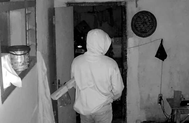 
 Aksi pelaku terekam CCTV. (IG infomalangan)