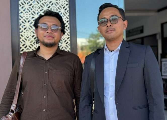 
 Dari kiri, Kuasa Hukum Mikutopia, Haitsam Nuril Brantas Anarki, S.H., dan Bagas Dwi Wicaksono, S.H. (ist)