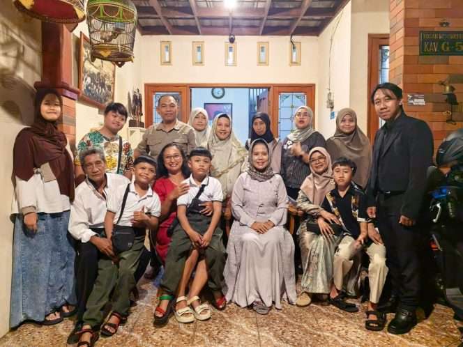 
 Anggota DPRD Provinsi Jawa Timur, Dr Sri Untari menerima audiensi kelompok disabilitas yang menyampaikan aspirasi terkait akses fasilitas publik dan penguatan kemandirian ekonomi. (ist)