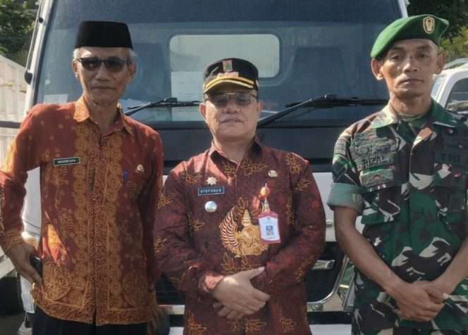 
 Rekaman CCTV memperlihatkan aksi dua pelaku mencuri motor saat ditinggal pemiliknya ke ATM di Pakis. (IG infomalangan)