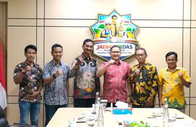
 Kepala Dinas Pendidikan Jawa Timur, Aries Agung Paewai, menyatakan apresiasinya terhadap langkah Jaringan Media Siber Indonesia (JMSI) Jawa Timur. (ist)