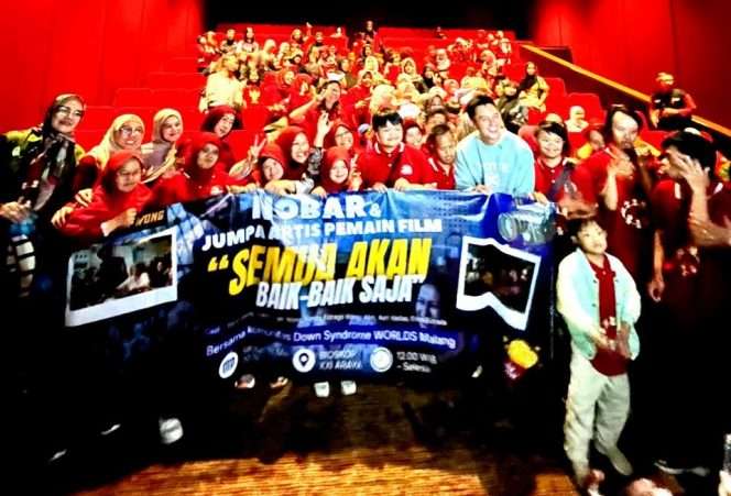 
 Keseruan nobar “Semua Akan Baik-baik Saja” di di XXI Araya Malang, akhir pekan lalu. (ist)