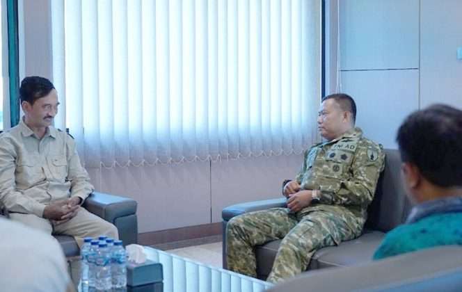 
 Brigjen TNI Kohir saat menerima kunjungan pengurus JMSI Jatim di Makorem 084/Bhaskara Jaya, Rabu (3/6/2026). (ist)
