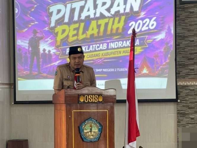 
 Ketua Kwarcab Gerakan Pramuka Kabupaten Malang, yang juga politisi muda Partai Nasional Demokrat (NasDem), dan Ketua Komisi I DPRD Kabupaten Malang, Amarta Faza, ST, M.Sos. (Faza for bacamalang)