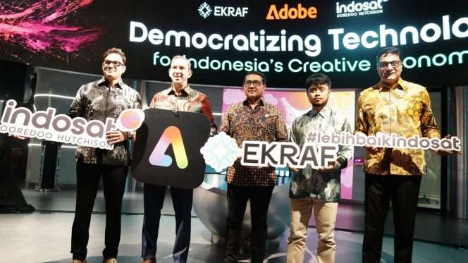 
 Menteri Ekonomi Kreatif Republik Indonesia, Teuku Riefky Harsya (kedua dari kanan), President Director dan Chief Executive Officer [Indosat Ooredoo Hutchison](https://indosatooredoo.com?utm_source=chatgpt.com), Vikram Sinha (paling kanan), serta President of Creativity & Productivity Business [Adobe](https://www.adobe.com?utm_source=chatgpt.com), David Wadhwani (kedua dari kiri), dalam acara kolaborasi yang mendukung masyarakat Indonesia mengubah kreativitas menjadi peluang melalui pemanfaatan teknologi dan kecerdasan buatan (AI). (ist)