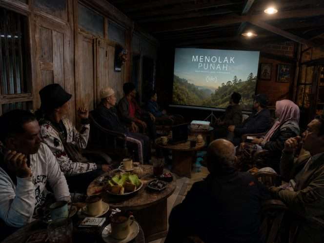 
 Suasana nobar 