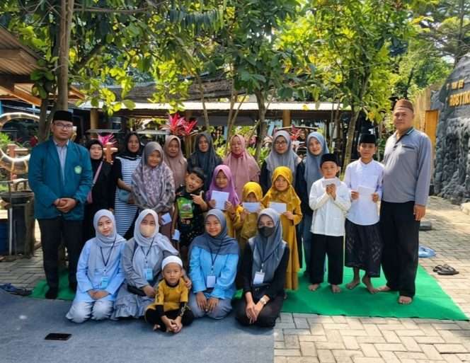 
 Berfoto bersama usai kegiatan. (Ahmad for BacaMalang)