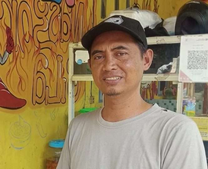 
 Agus Purwoko, pelaku usaha kuliner nasi goreng di Kepanjen. (Agus for BacaMalang)