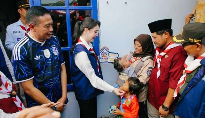 
 Wali Kotw Malang Dr Wahyu Hidayat dukung bedah rumah gerakan Pramuka. (why)