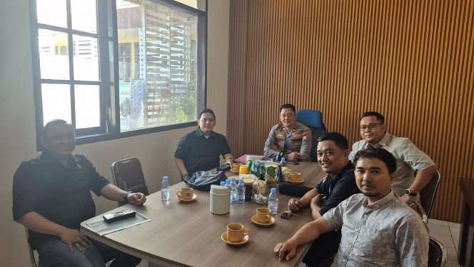 
 PT BFI Finance Indonesia Tbk Sektor Malang melakukan kunjungan silaturahmi dan koordinasi ke Polres Probolinggo Kota. (ist)
