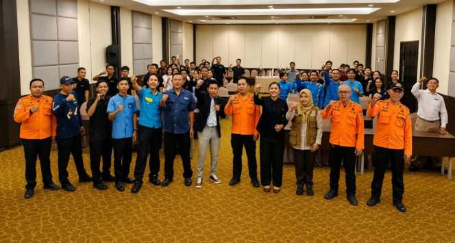 
 Berfoto bersama usai kegiatan digelar BPBD Kabupaten Malang, pelatihan mitigasi dan penanggulangan bencana alam bagi Emergency Response Team (ERT) Solaris Hotels and Villas Malang. (ist)