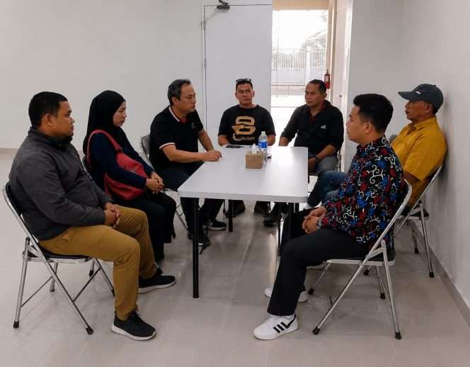 
 Pertemuan KONI Kabupaten Malang, mematangkan persiapan Porprov X Jawa Timur 2026, yakni Verifikasi dan Sinkronisasi Data Atlet Potensial. (Alfan for bacamalang)