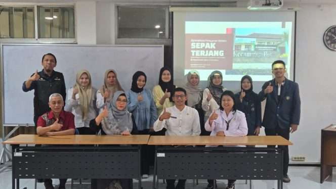 
 Kolaborasi Departemen Statistika FSTeM UB dengan Badan Perencanaan, Penelitian, dan Pengembangan Daerah (BAPPELITBANGDA) Kecamatan Kota Batu dalam mengembangkan SEPAK TERJANG (Sistem Pelayanan Terdigitalisasi Jangka Panjang) awal pekan lalu. (ist) 