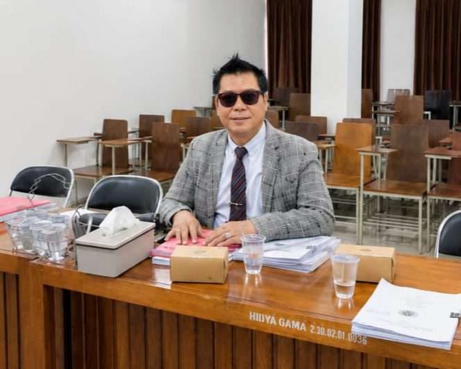 
 Advokat dan tokoh hukum nasional, Dr. Solehoddin, S.H. (Dr. Solehoddin, S.H., for bacamalang)
