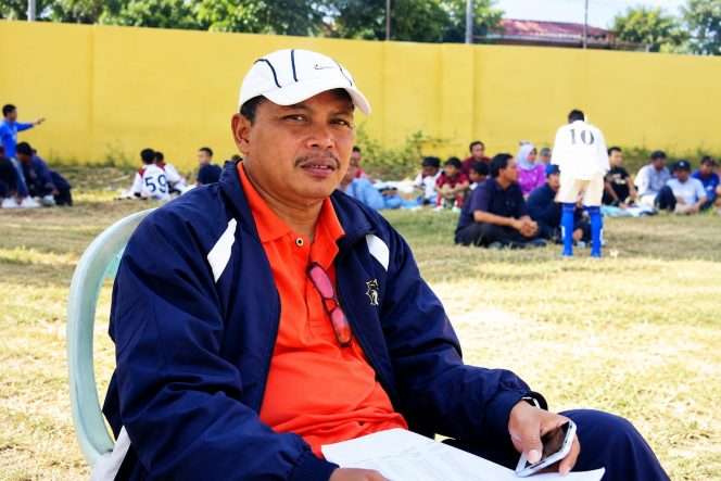 
 Ketua Anak Muda Sawunggaling (AMS) Kepanjen sekaligus penggerak berbagai kegiatan sosial serta olahraga lokal, Cak To AMS. (Cak To for bacamalang)