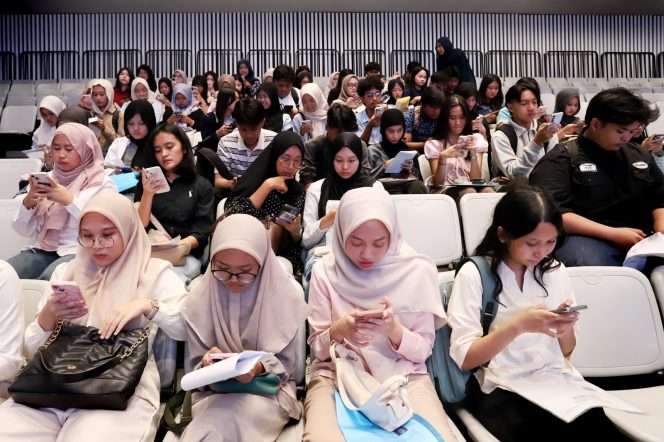 
 Pelaksaanaan tes skrining kesehatan mental secara serentak bagi calon mahasiswa baru (camaba) Tahun Akademik 2026 yang digelar di Gedung Auditorium Pandhita Majapahit UB. (ist)