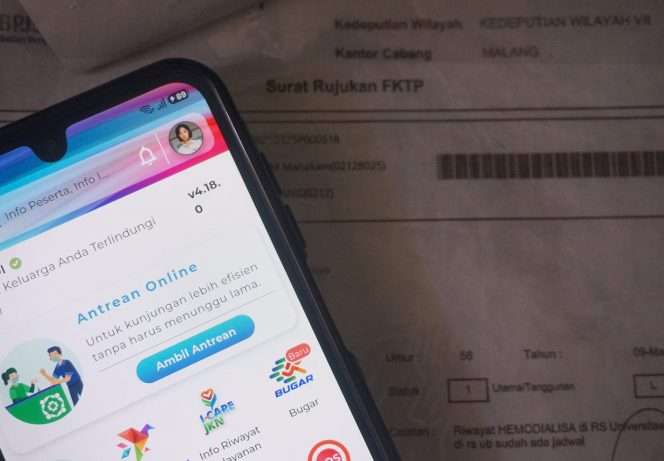 
 Masyarakat diharapkan rajin unjtuk cek dan update data kepesertaan Jaminan Kesehatan Nasional BPJS Kesehatan agar tetap aktif, Salah satunya melalui aplikasi Mobile JKN. Tercatat sebanyak 46.153 jiwa menjadi sasaran BPJS Kesehatan Cabang Malang bersama Pemerintah Kota Malang  dalam pemadanan, verifikasi, dan validasi data kependudukan, serta kepesertaan Jaminan Kesehatan Nasional. (Nedi Putra AW)