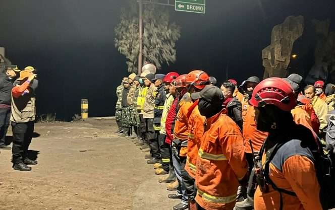 
 Apel kesiapan penanganan kebakaran, hingga akhirnya berkat sinergi dan kebersamaan sejumlah elemen, api akhirnya bisa dipadamkan. (IG BPBD)