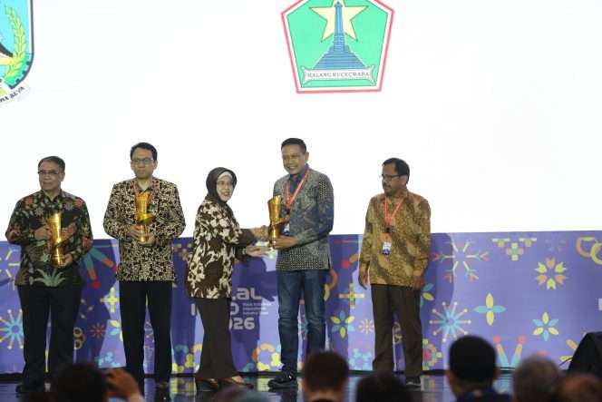 
 Penghargaan itu diterima langsung oleh Wali Kota Malang Wahyu Hidayat dalam acara yang digelar di Tangerang, Banten, Kamis (24/9/2026). (ist)