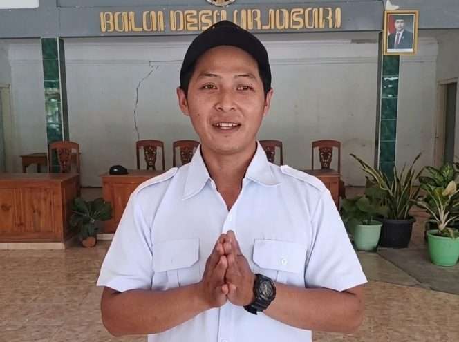 
 Kepala Dusun Tumpak Miri, Desa Arjosari, Suli, menyampaikan apresiasi mewakili warga atas bantuan dari BAZNAS Kabupaten Malang dan BPBD 5.000 liter air bersih untuk warga terdampak kekeringan. (IG BAZNAS)