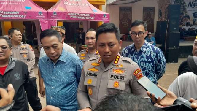 
 Wali Kota Malang Wahyu Hidayat bersama Kapolresta Malang Kota saat menghadiri acara Deklarasi Ngalam Hebak. (ist)
