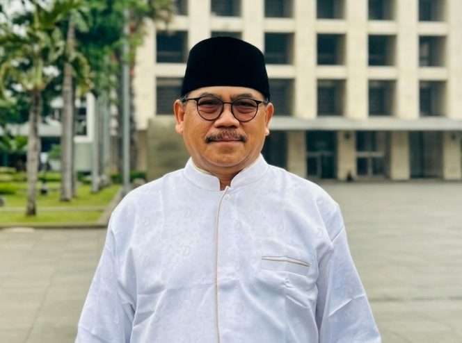 
 Drs. KH. Hairuddin, Ak., M.Si. (Gus Hairuddin), Majelis Pengasuh Pesantren Wisata An-Nur II sekaligus Sekjen Yayasan Pendidikan Ponpes Wisata An-Nur II Al-Murtadlo. (Gus Hairuddin for bacamalang)