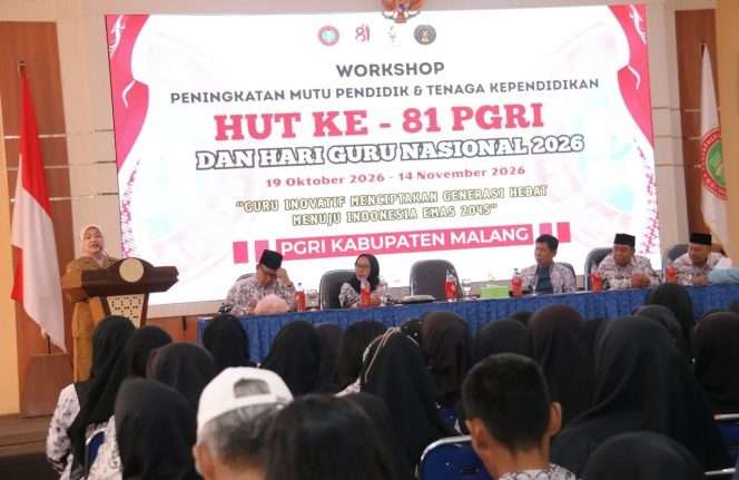 
 PUSDEK mempertanyakan transparansi pembiayaan kegiatan workshop yang melibatkan guru TK, SD, dan SMP di bawah naungan PGRI Kabupaten Malang, di mana aduan datang dari para guru peserta workshop yang menilai pengelolaan dana belum terbuka. (ist)